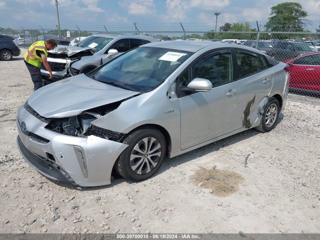 Toyota Prius Xle Awd-e 2021 JTDL9MFU1M3024672 Image 2