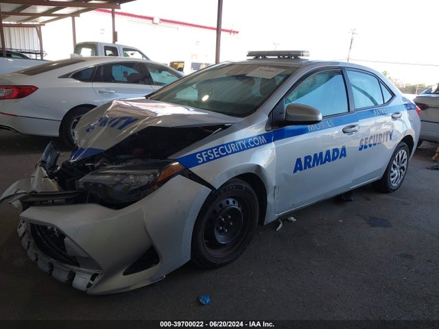 Toyota COROLLA LE 2019 2T1BURHE1KC218796 Image 2