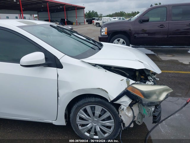 Toyota COROLLA LE 2015 5YFBURHEXFP271261 Image 19