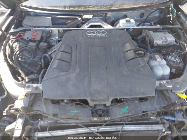 WA1LAAF76JD028278 Audi Q7 3.0t Premium