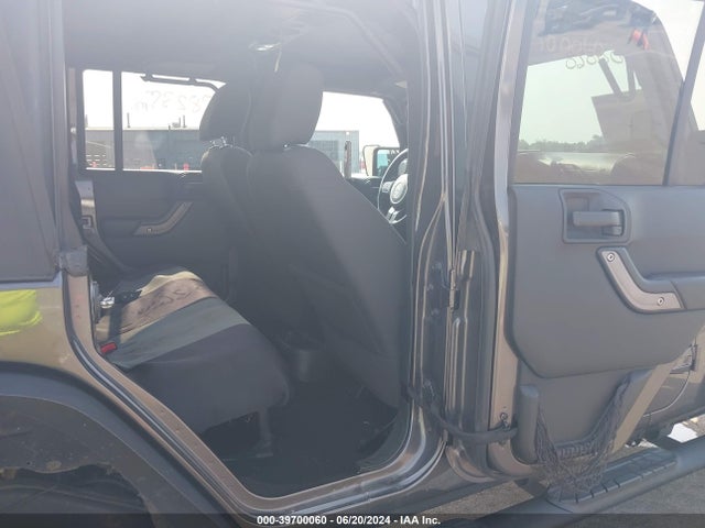 1C4BJWDG6HL704889 Jeep Wrangler Unlimited Sport 4x4