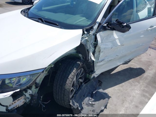 2HGFC4B00JH305793 Honda Civic Lx-p