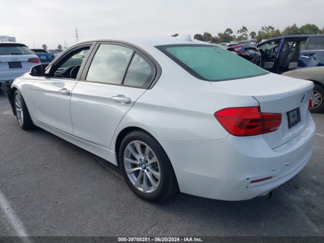 WBA8E1G55JNU92781 BMW 320i