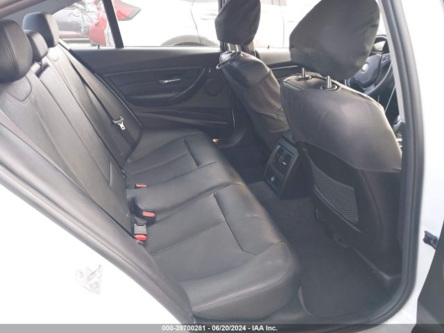 WBA8E1G55JNU92781 BMW 320i