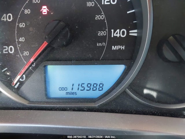 Toyota RAV4 LE 2016 JTMZFREV9GJ077369 Image 15