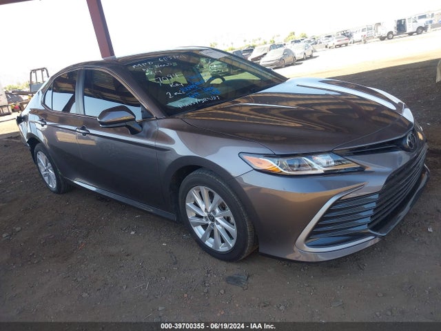 Toyota CAMRY LE 2021 4T1C11AK7MU447094 main image