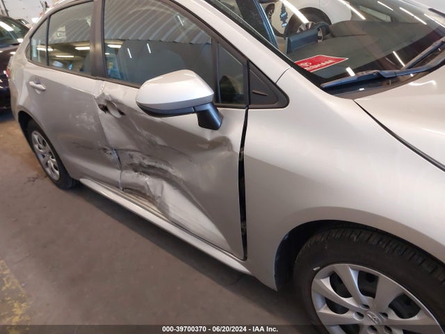 Toyota COROLLA LE 2020 JTDEPRAE2LJ015050 Image 18