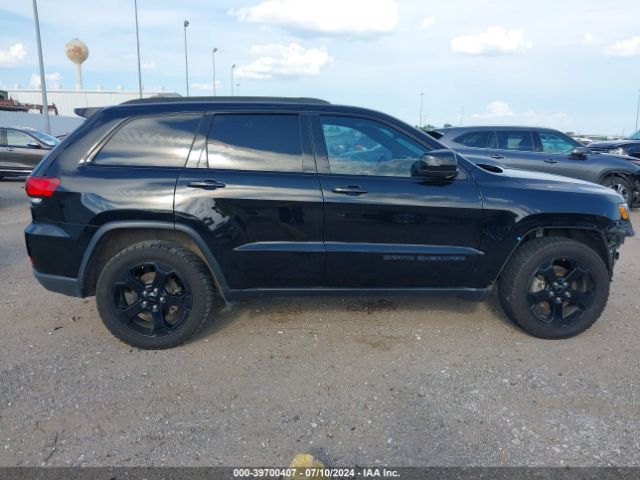 1C4RJFAG2JC370501 Jeep Grand Cherokee Upland 4x4