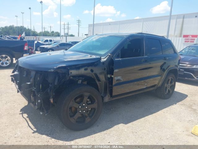 1C4RJFAG2JC370501 Jeep Grand Cherokee Upland 4x4