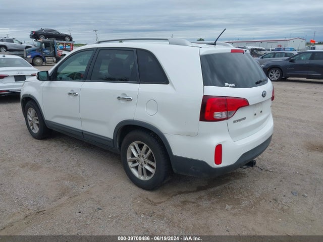 KIA Sorento Lx V6 2015 5XYKT4A74FG590659 Image 3