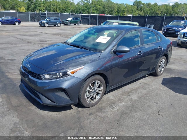 KIA Forte Lxs 2023 3KPF24AD6PE651468 Image 2