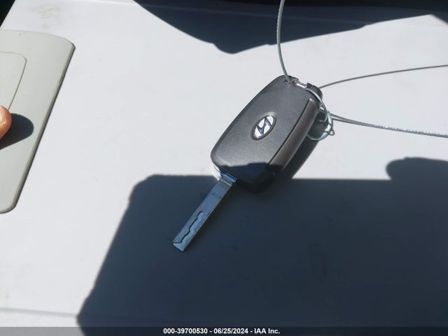 KMHLL4AG1NU343287 Hyundai ELANTRA SE