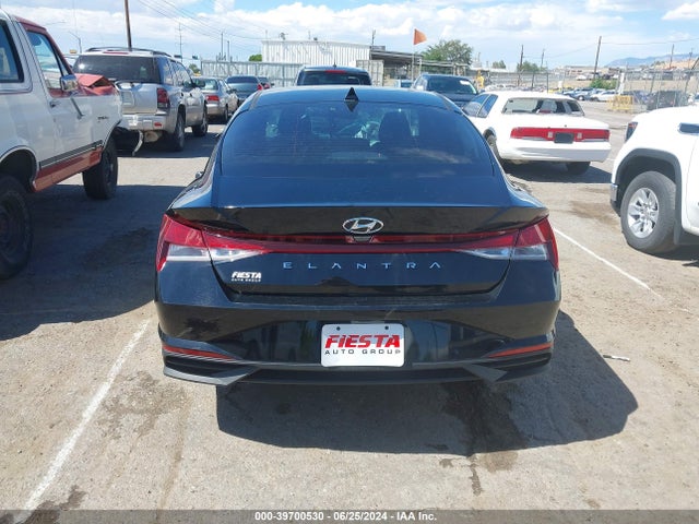 KMHLL4AG1NU343287 Hyundai ELANTRA SE