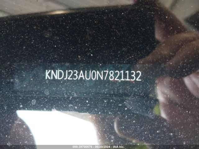 KNDJ23AU0N7821132 KIA SOUL LX