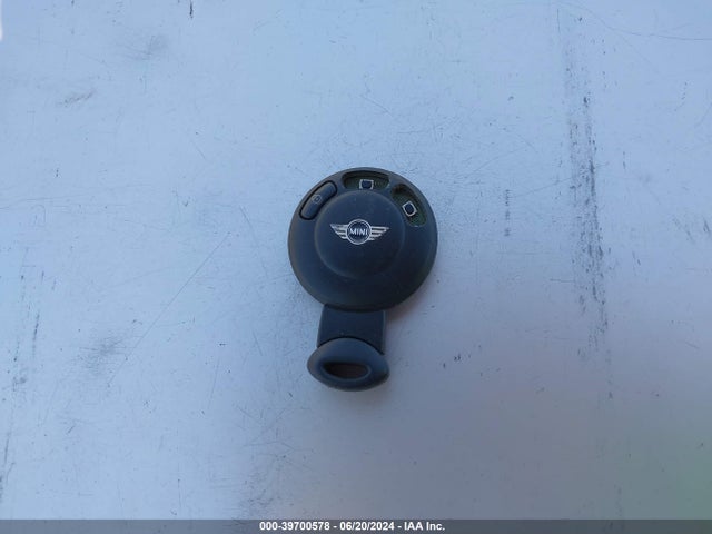 2009 MINI COOPER S WMWMF73519TW83108 Photo 10