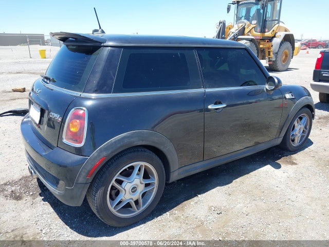 2009 MINI COOPER S WMWMF73519TW83108 Photo 3