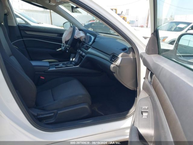 1HGCV1F1XJA067531 Honda ACCORD LX