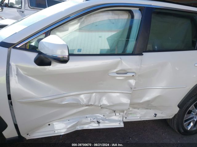 2T3A1RFV5NW285144 Toyota Rav4 Xle Premium