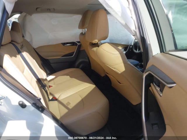 2T3A1RFV5NW285144 Toyota Rav4 Xle Premium