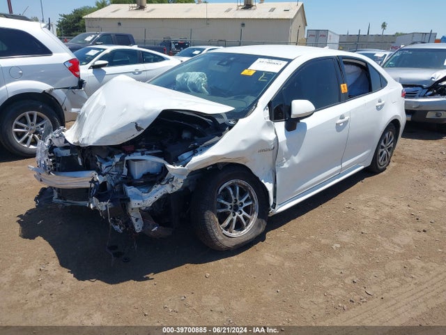 Toyota Corolla Hybrid Le 2021 JTDEAMDE5MJ007803 Image 2