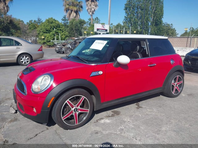2007 MINI COOPER S WMWMF73547TT83866 Photo 1