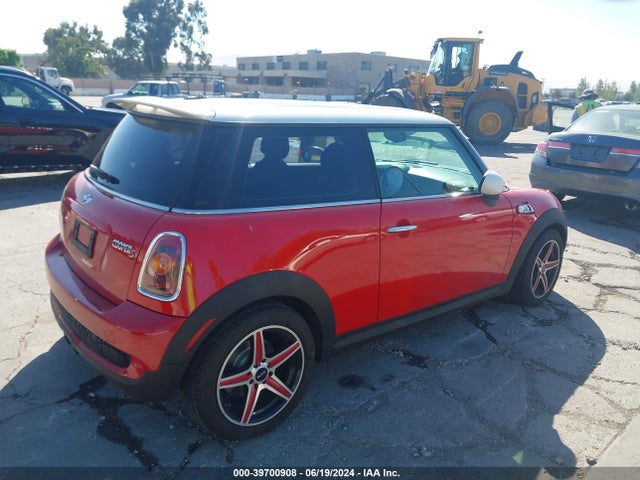 2007 MINI COOPER S WMWMF73547TT83866 Photo 3