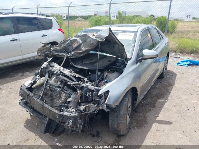 Toyota CAMRY XLE 2016 4T1BF1FKXGU598764 Image 2