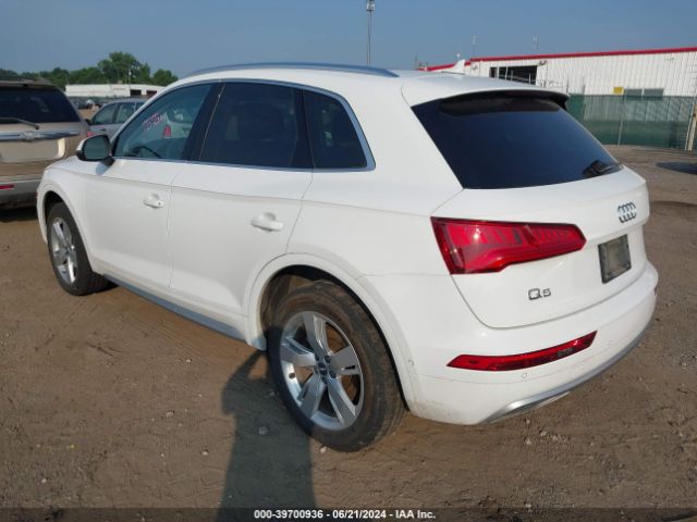 WA1CNAFY2K2101513 Audi Q5 45 Premium
