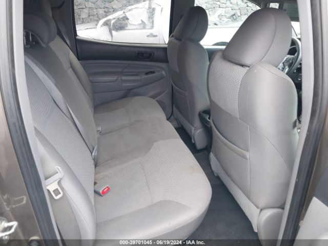 5TFLU4EN6EX104410 Toyota Tacoma Base V6