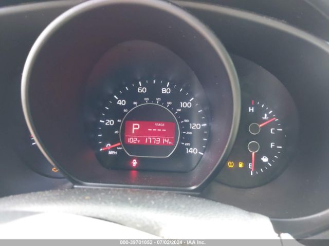 KNDJP3A55F7223128 KIA SOUL +