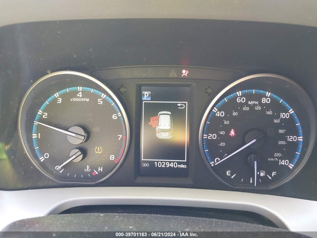 Toyota RAV4 LE 2018 2T3BFREV2JW756751 Image 7