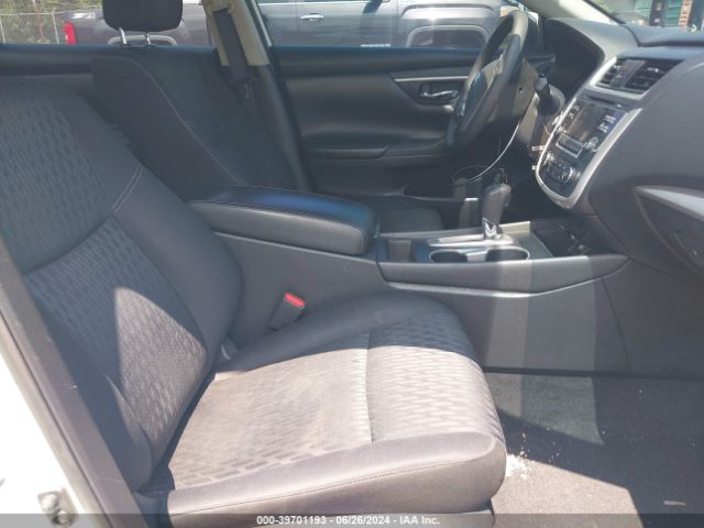 1N4AL3AP0JC477381 Nissan Altima 2.5 S
