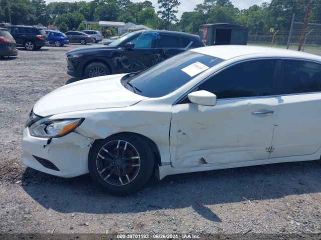 1N4AL3AP0JC477381 Nissan Altima 2.5 S