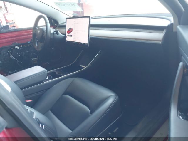 5YJ3E1EB9KF387201 Tesla Model 3 Long Range/performance
