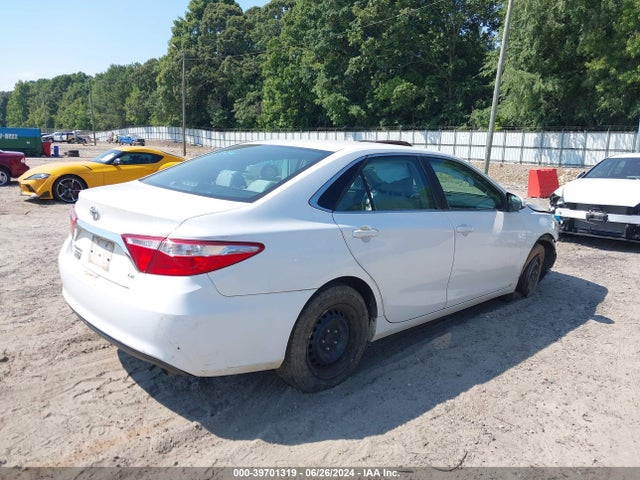 Toyota CAMRY LE 2015 4T1BF1FKXFU062203 Image 4