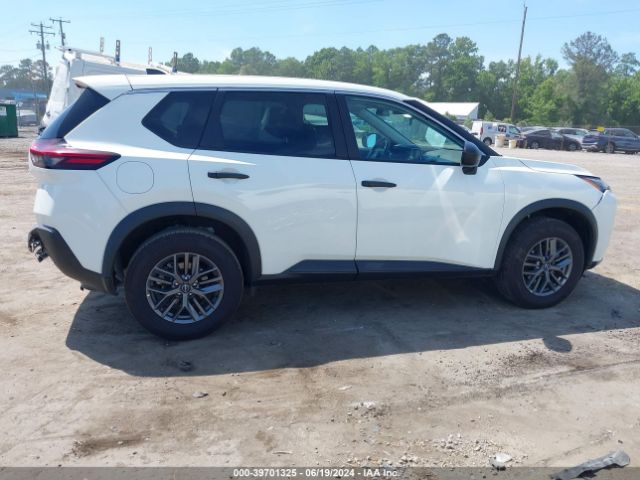 5N1BT3AA6PC798873 Nissan Rogue S Fwd