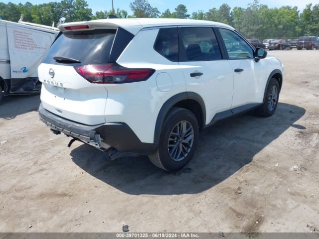 5N1BT3AA6PC798873 Nissan Rogue S Fwd