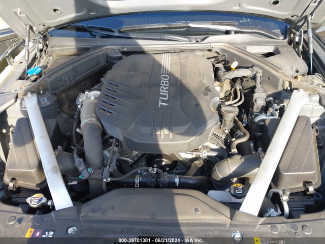 KMTG54TE9PU133181 Genesis G70 3.3t Rwd