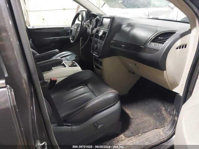 2C4RC1CG9FR553855 Chrysler Town & Country Touring-l