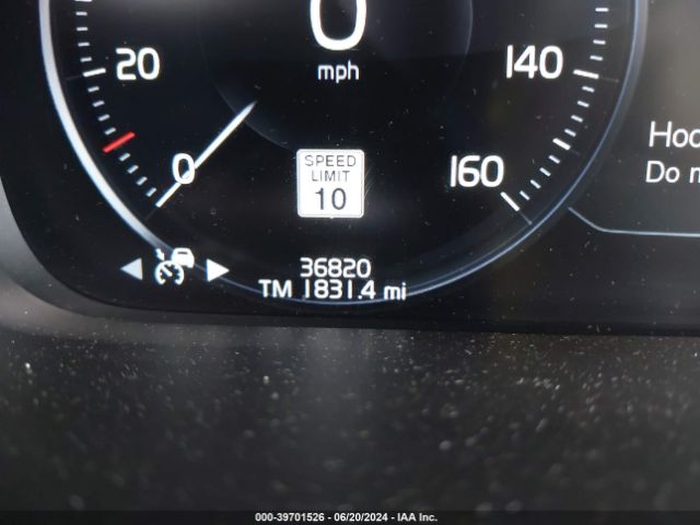 YV4A22PK7H1107180 Volvo Xc90 T6 Momentum