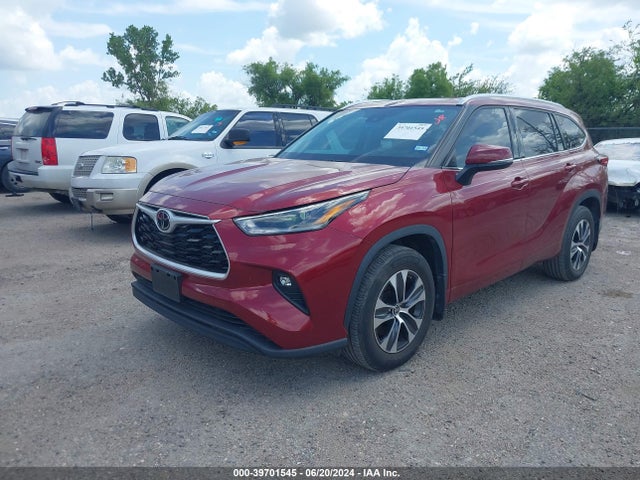 Toyota Highlander Xle 2021 5TDGZRAH7MS086908 Image 2