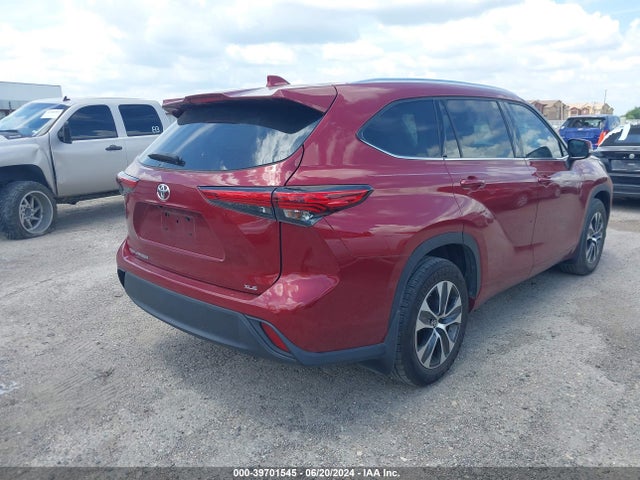 Toyota Highlander Xle 2021 5TDGZRAH7MS086908 Image 4