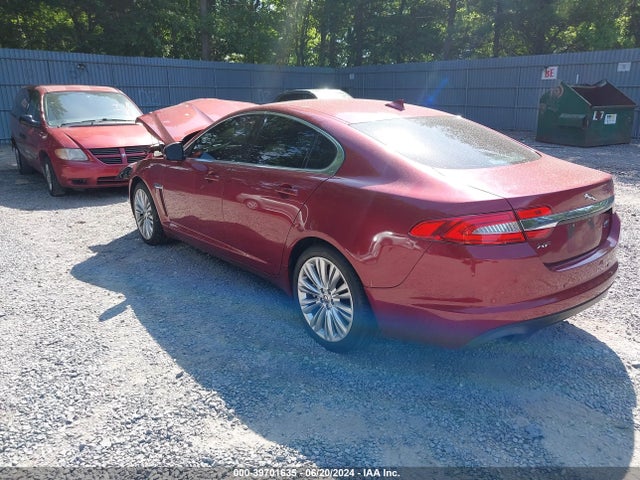 2013 JAGUAR XF SAJWJ0EF9D8S76691 Photo 2