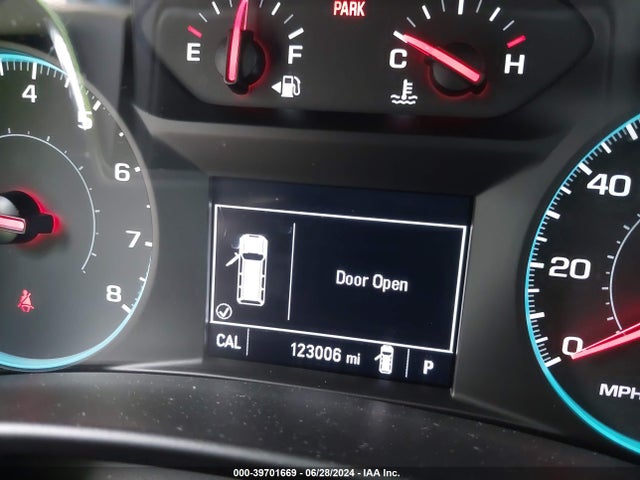 Chevrolet EQUINOX LT 2018 2GNAXJEV3J6328040 Image 15