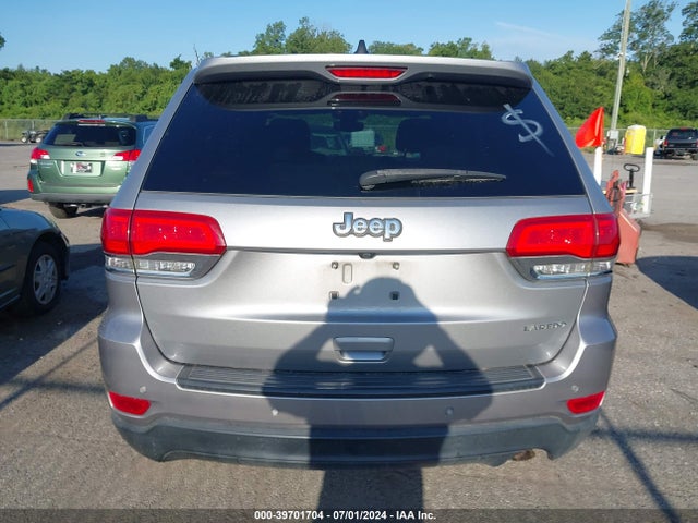 1C4RJEAG2HC784995 Jeep Grand Cherokee Laredo 4x2
