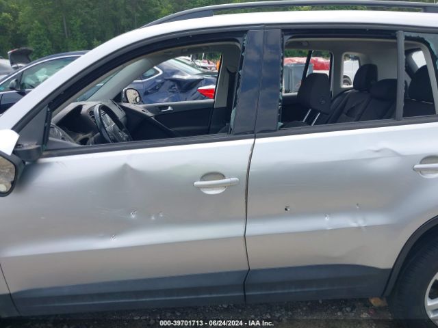 WVGAV7AX7FW603880 Volkswagen TIGUAN S
