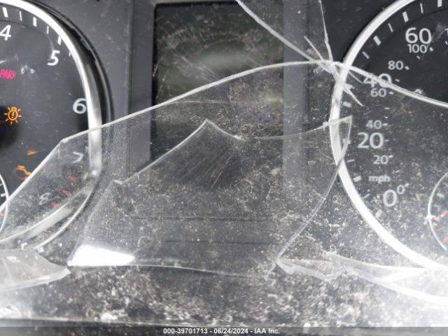 WVGAV7AX7FW603880 Volkswagen TIGUAN S