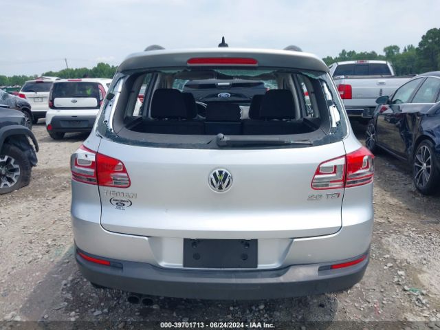 WVGAV7AX7FW603880 Volkswagen TIGUAN S