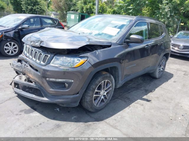 3C4NJDBB6JT355610 Jeep Compass Latitude 4x4