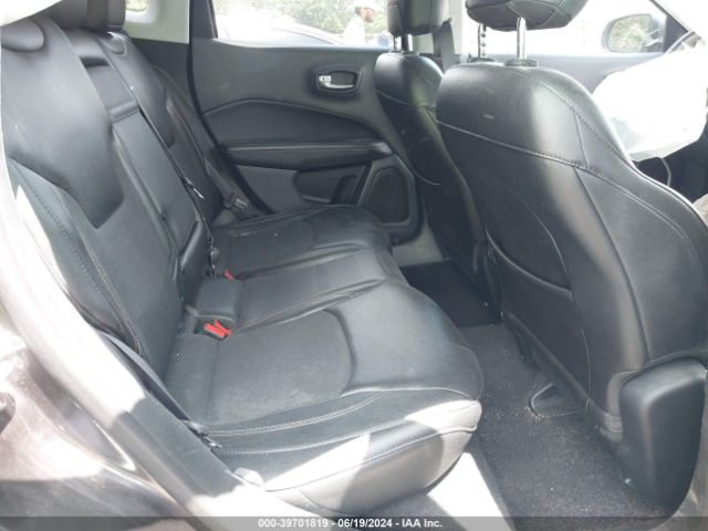 3C4NJDBB6JT355610 Jeep Compass Latitude 4x4